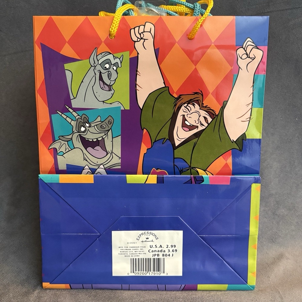 Vintage 1996 Disney Hunchback of Notre Dame Hallmark Gift Bag Esmeralda Quasimo - Picture 2 of 6